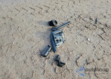 2016 Jeep Grand Cherokee Laredo z USA, uszkodzony, nr VIN 1C4RJEAG7GC457720